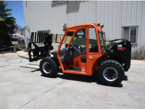 2018 JLG 518 Telehandler 2018 JLG 518 Telehandler