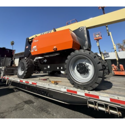 2026 JLG® Articulating 800 Series 800AJ