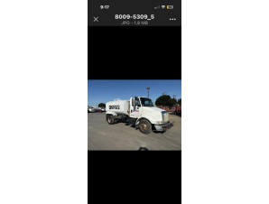 International Water truck 2000 Gal International Water truck 2000 Gal