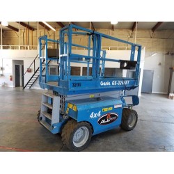 Genie Scissor lift 3268 RT