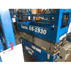 Genie scissor lift